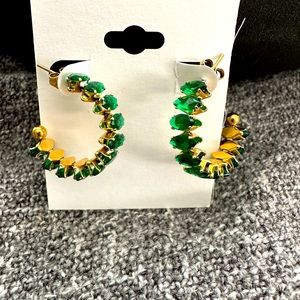 Medium emerald earrings